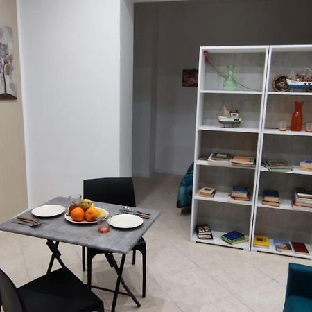 Leam Apartment 5 Palermo Bagian luar foto